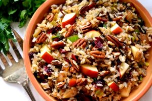 healthy wild rice stuffing recipe for Thanksgiving dinner