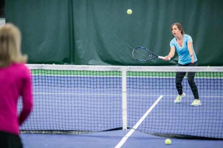 tennis lessons for beginner adults