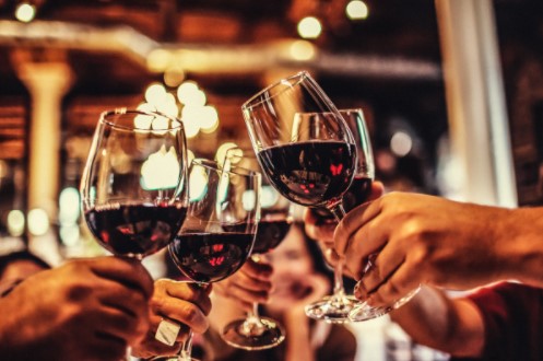 10 Top Health Benefits to Drinking Red Wine