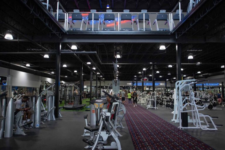 Genesis Health Clubs Celebrates Grand Opening of Ward Parkway Club