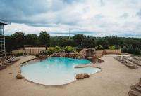 Ridgeview Outdoor Pool